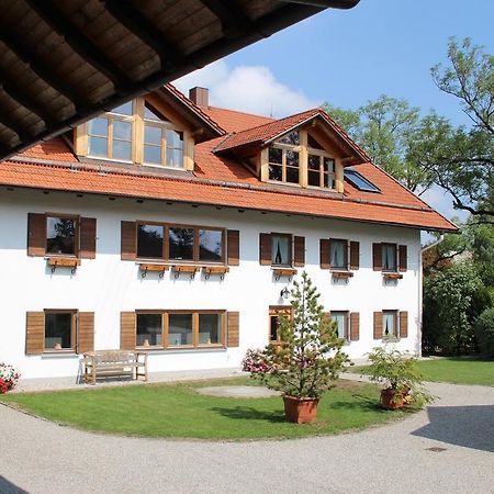 Апартаменты Michlhof Oberostendorf Экстерьер фото